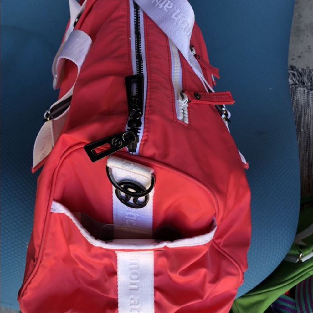 Lululemon duffle bag
